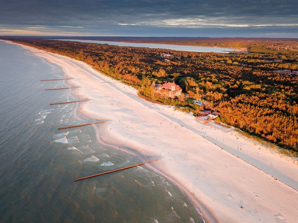 Szeroka plaża w Łebie